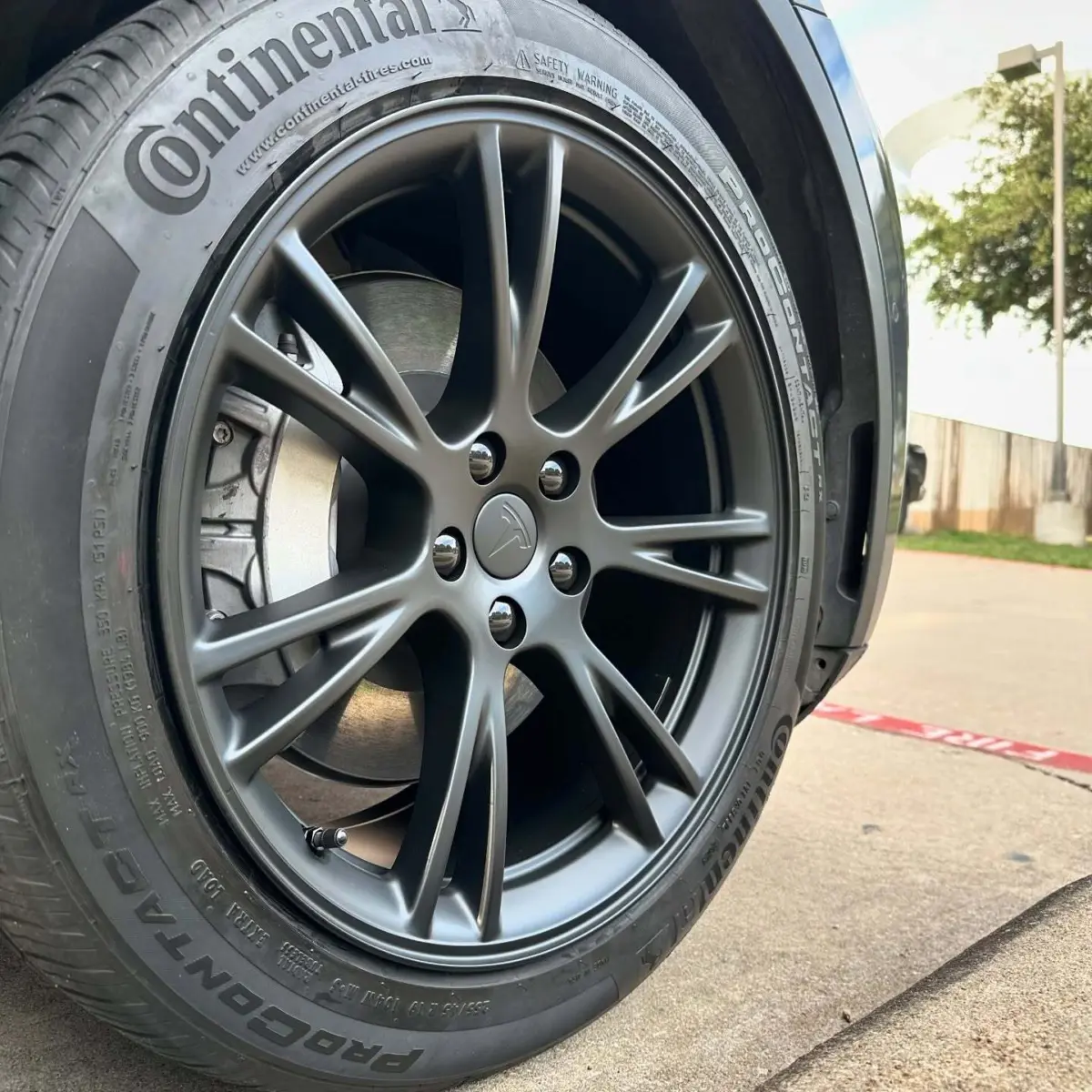 Tesla Model Y Gemini wheels powder coated Denim Black to match the trim