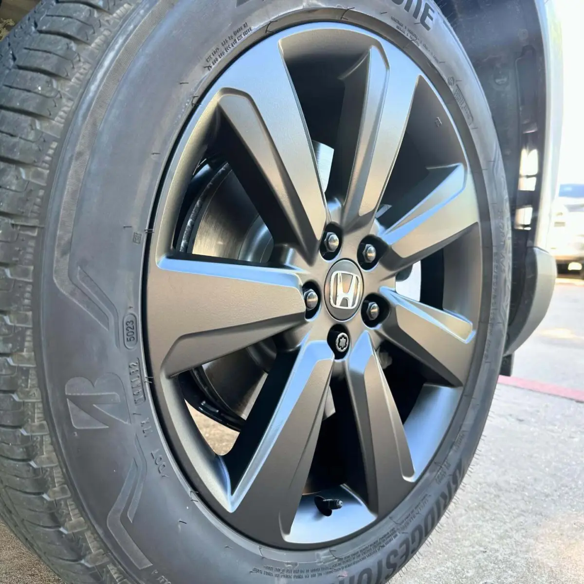 2024 Honda Pilot wheels refinished in Matte Black