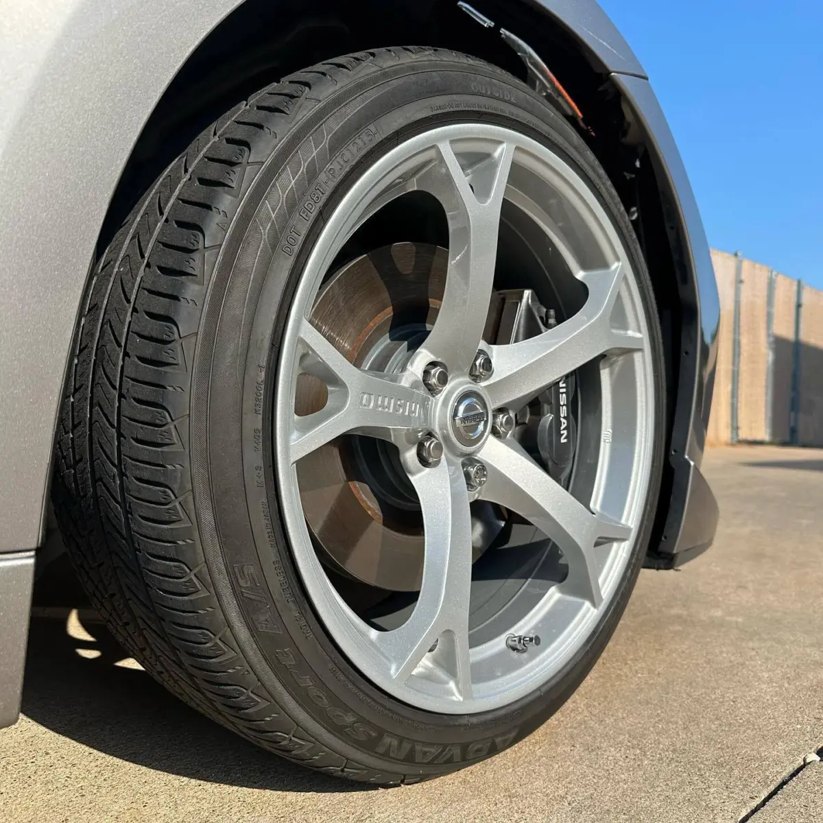 Nissan 370z wheels refinished in Bengal Silver with High Gloss Clear