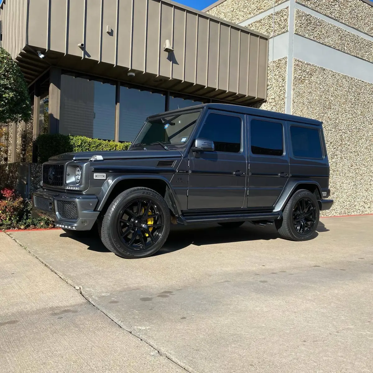 Mercedes G63 brake calipers powder coated Hot Yellow with High Gloss Clear