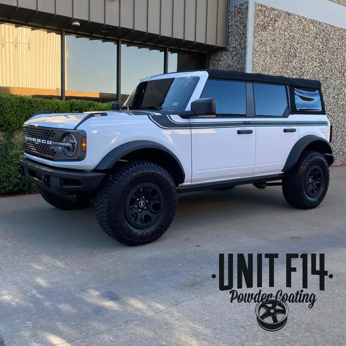 2021 Ford Bronco in for Denim Black wheels and bead locks