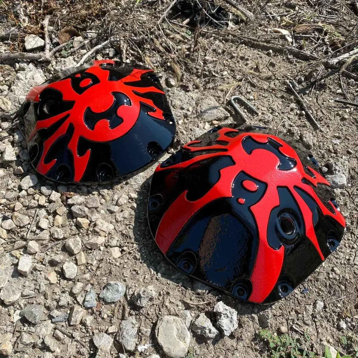 Poison Spyder Bombshell covers refinished in Gloss Black and RAL-3020