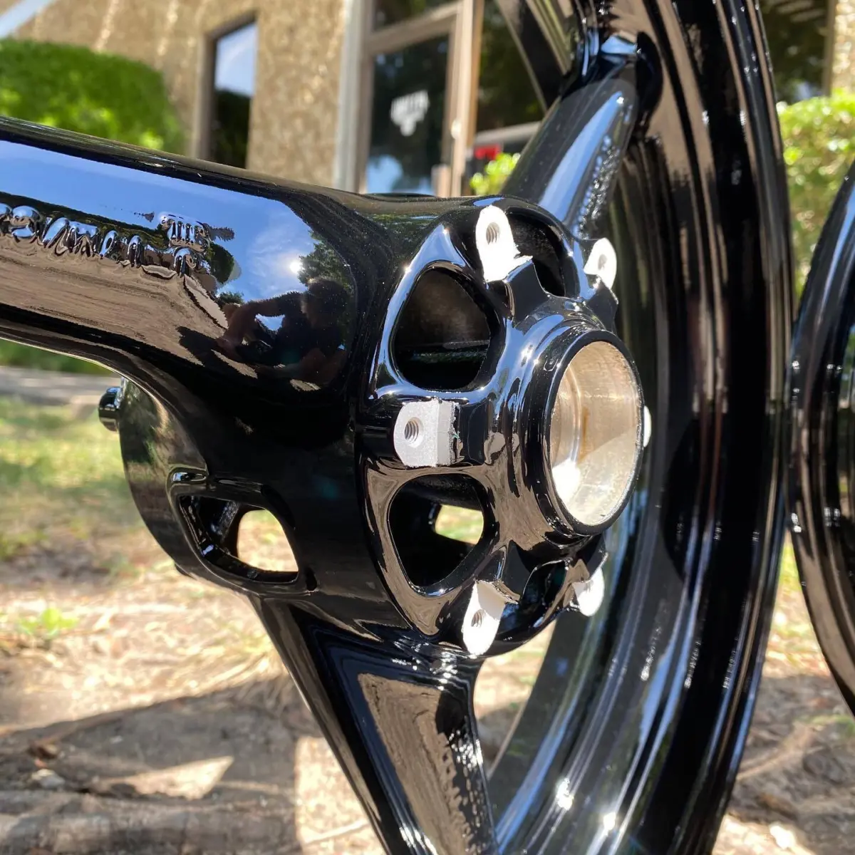 Honda F4i wheels refinished in Wet Black for @whoslaith