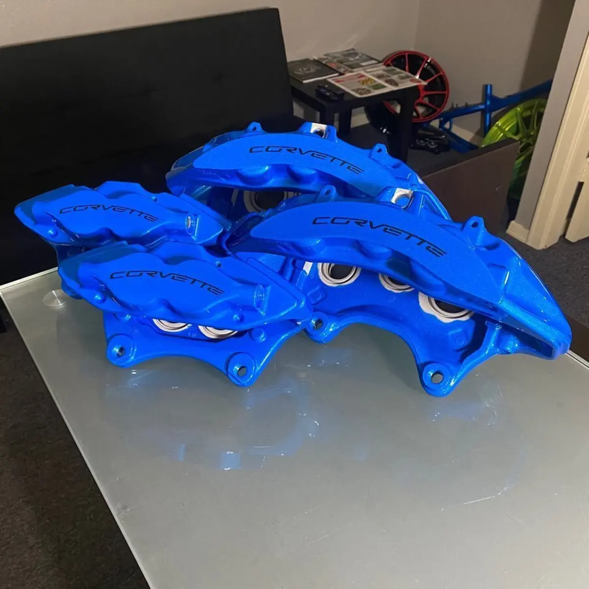 Corvette brake calipers refinished in Illusion Lite Blue
