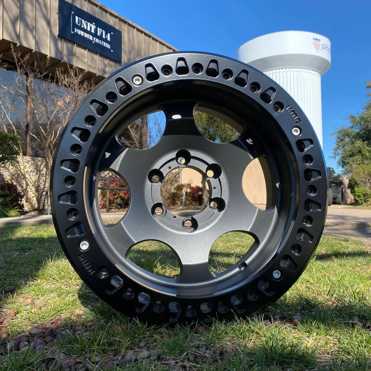 KMC beadlock wheels refinished in Satin Gunmetal with Semigloss Black rings