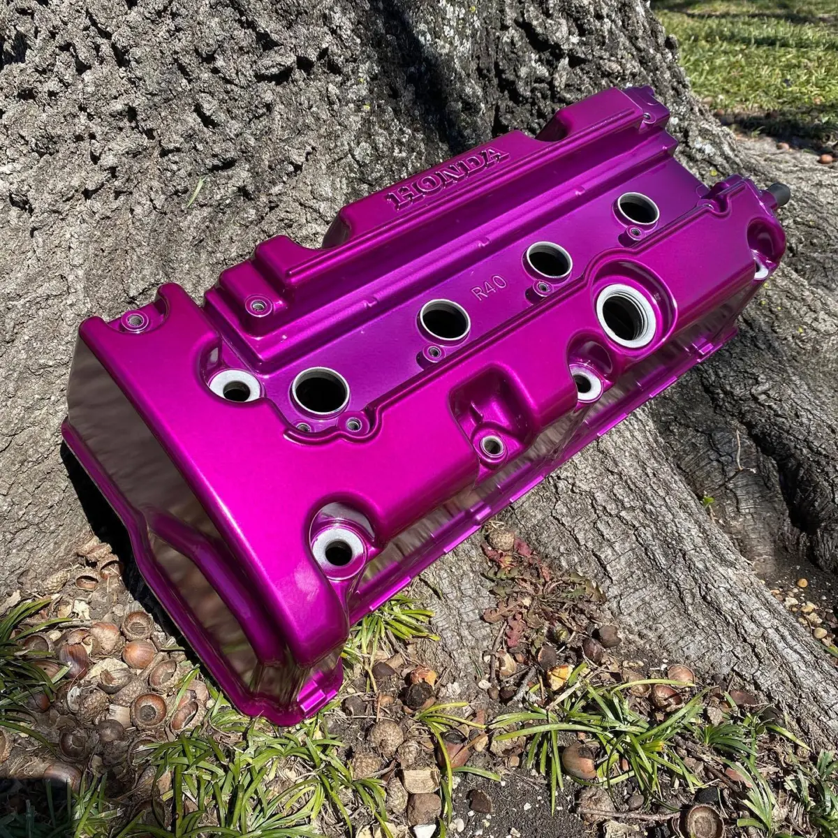 Valve cover refinished in Anodized Grape for @nomoreb
