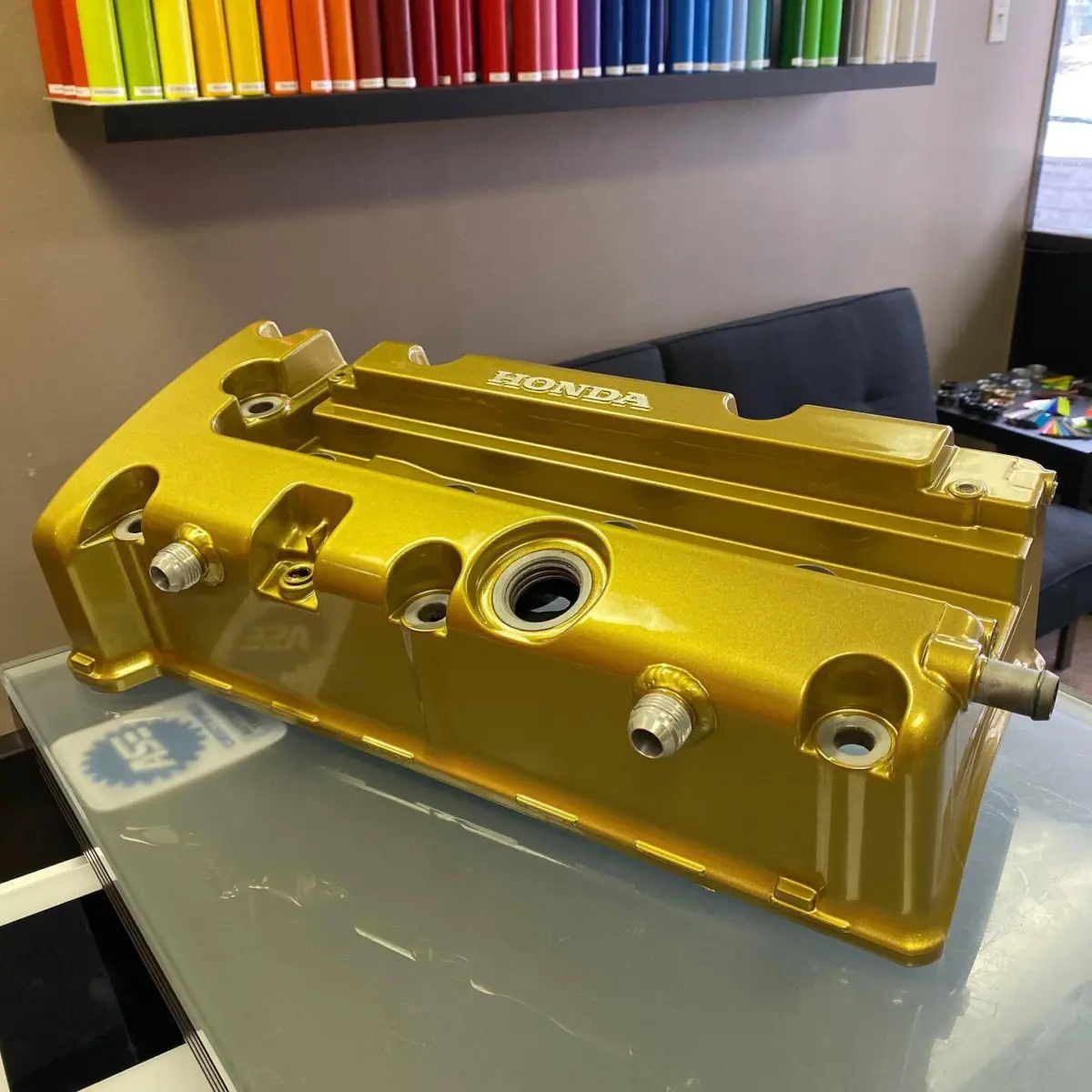 Honda K-Series valve cover refinished in a Metallic Gold for @pedro_dc5s