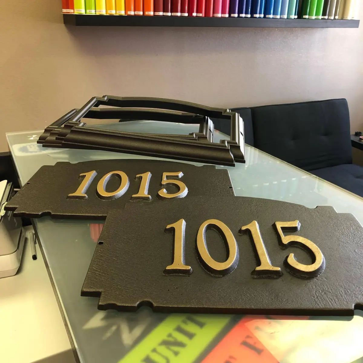 Address numbers two-toned in Oil Rubbed Bronze and Prismatic Gold