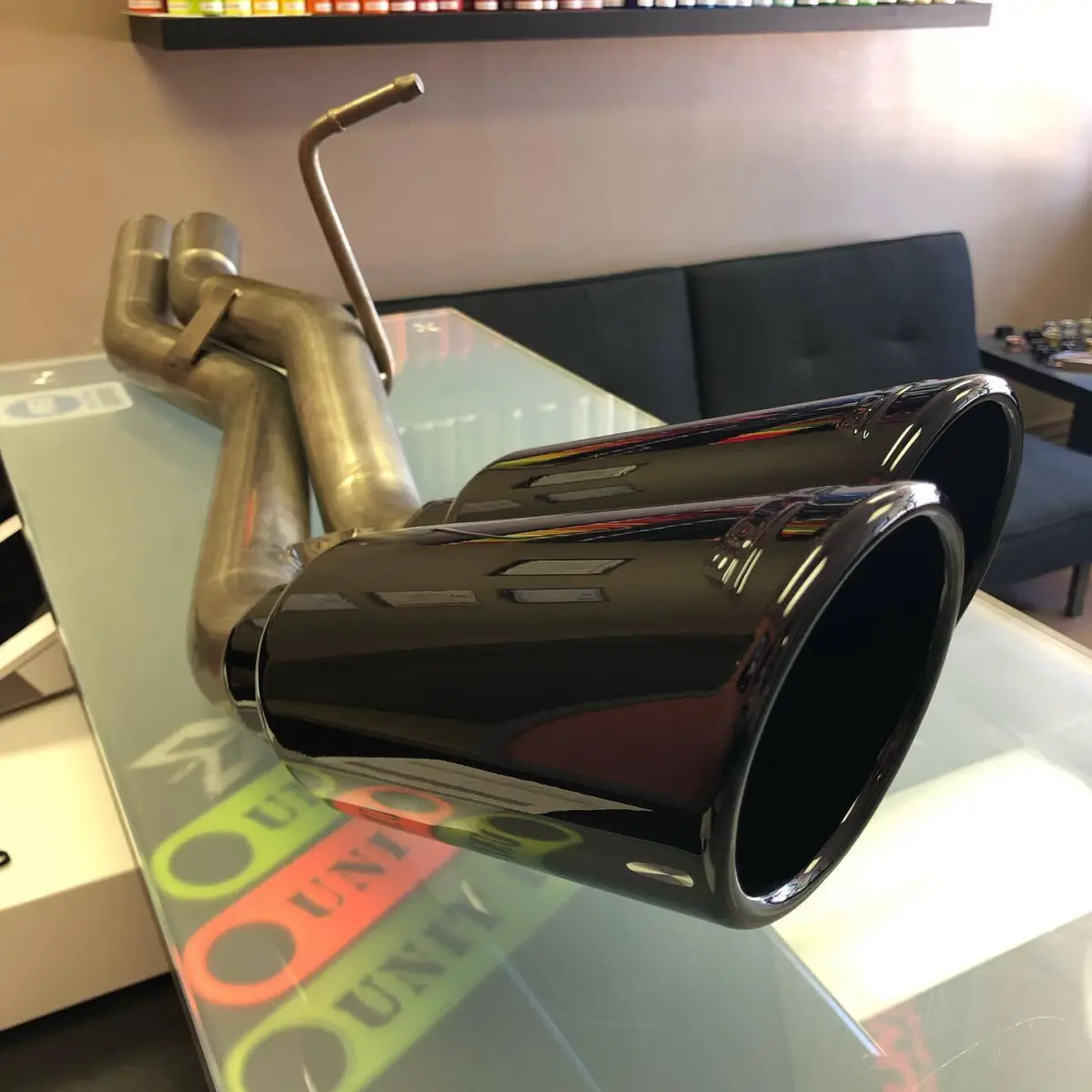 Exhaust tips refinished in Wet Black