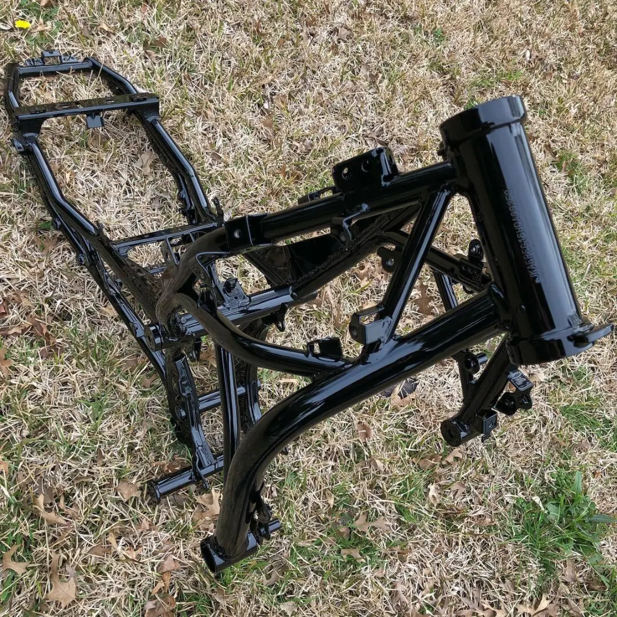 Kawasaki Z650 frame refinished in Wet Black for “Professional Sportbike Freestyle Rider” @iangaines