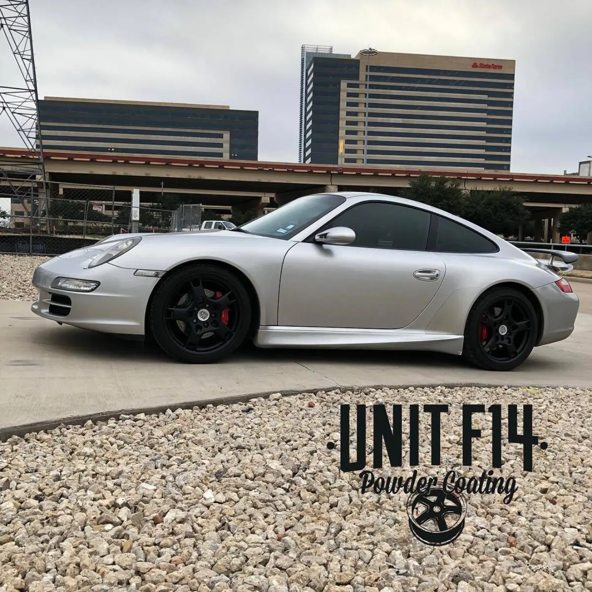 Porsche 911 wheels refinished in Denim Black