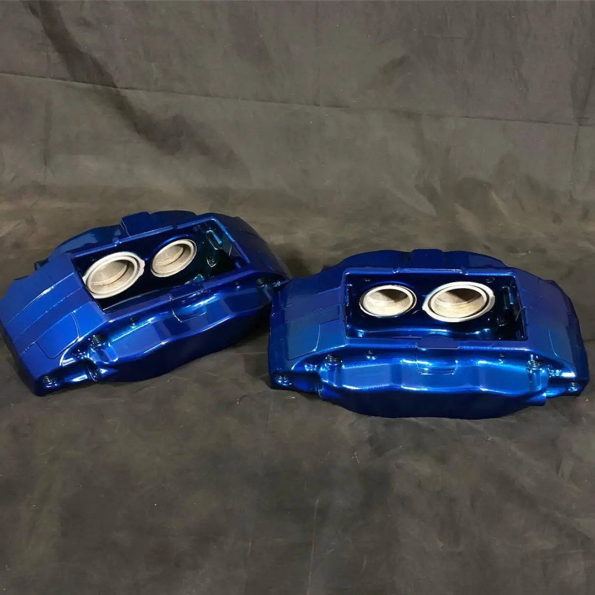 Brake calipers in Peeka Blue for @visionautoworks