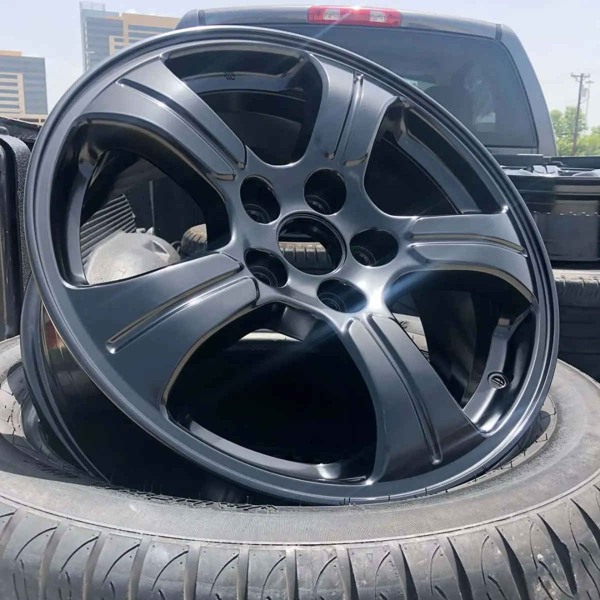 Honda Pilot wheels refinished in Semigloss Black