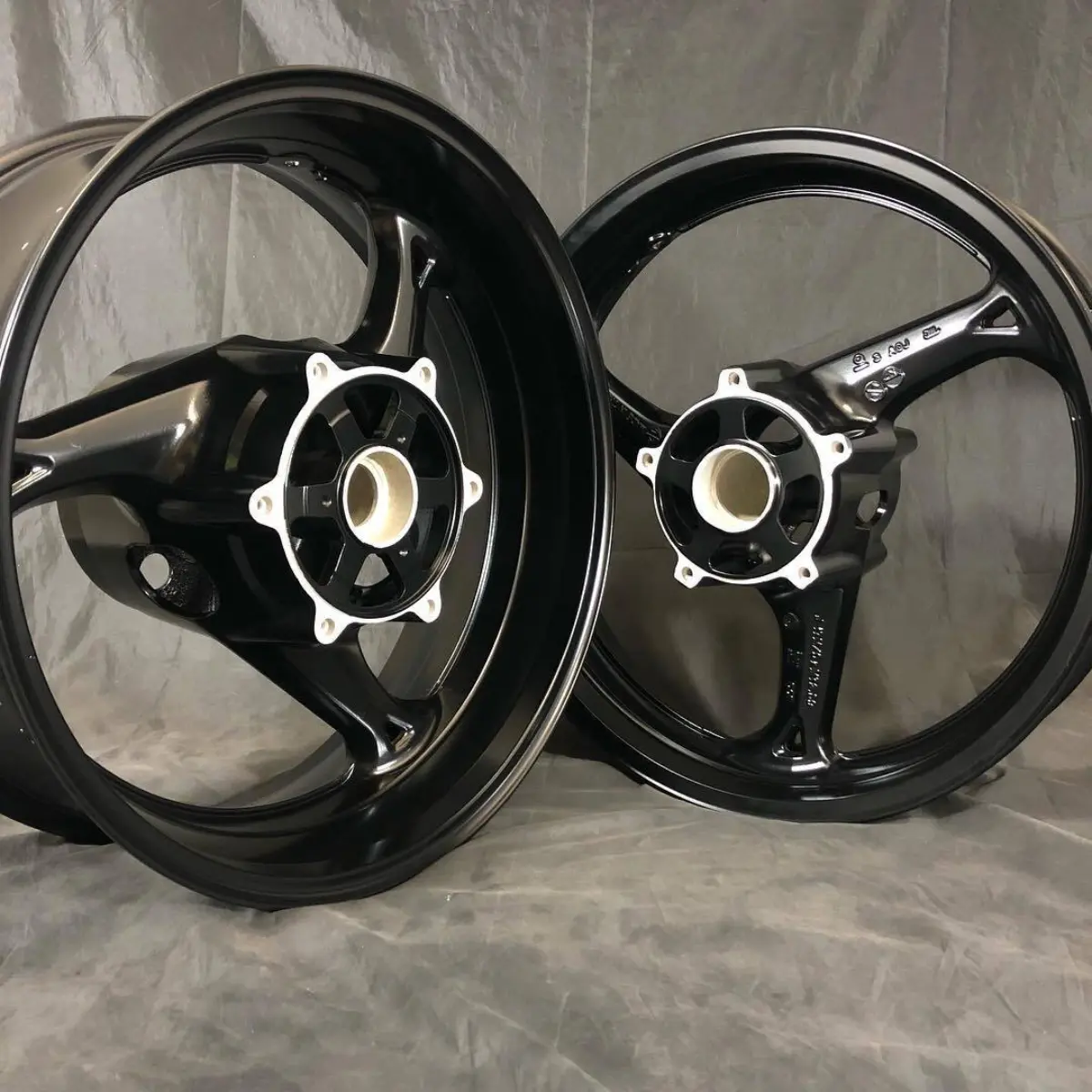 Sportbike wheels in semigloss black
