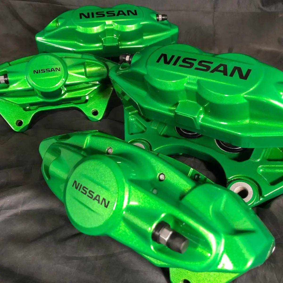 Akebono brake calipers in Illusion Green Ice