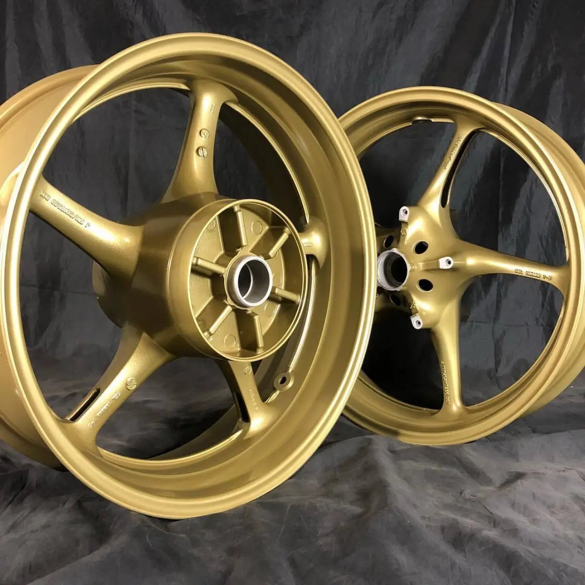 Sportbike wheels in Mag Gold