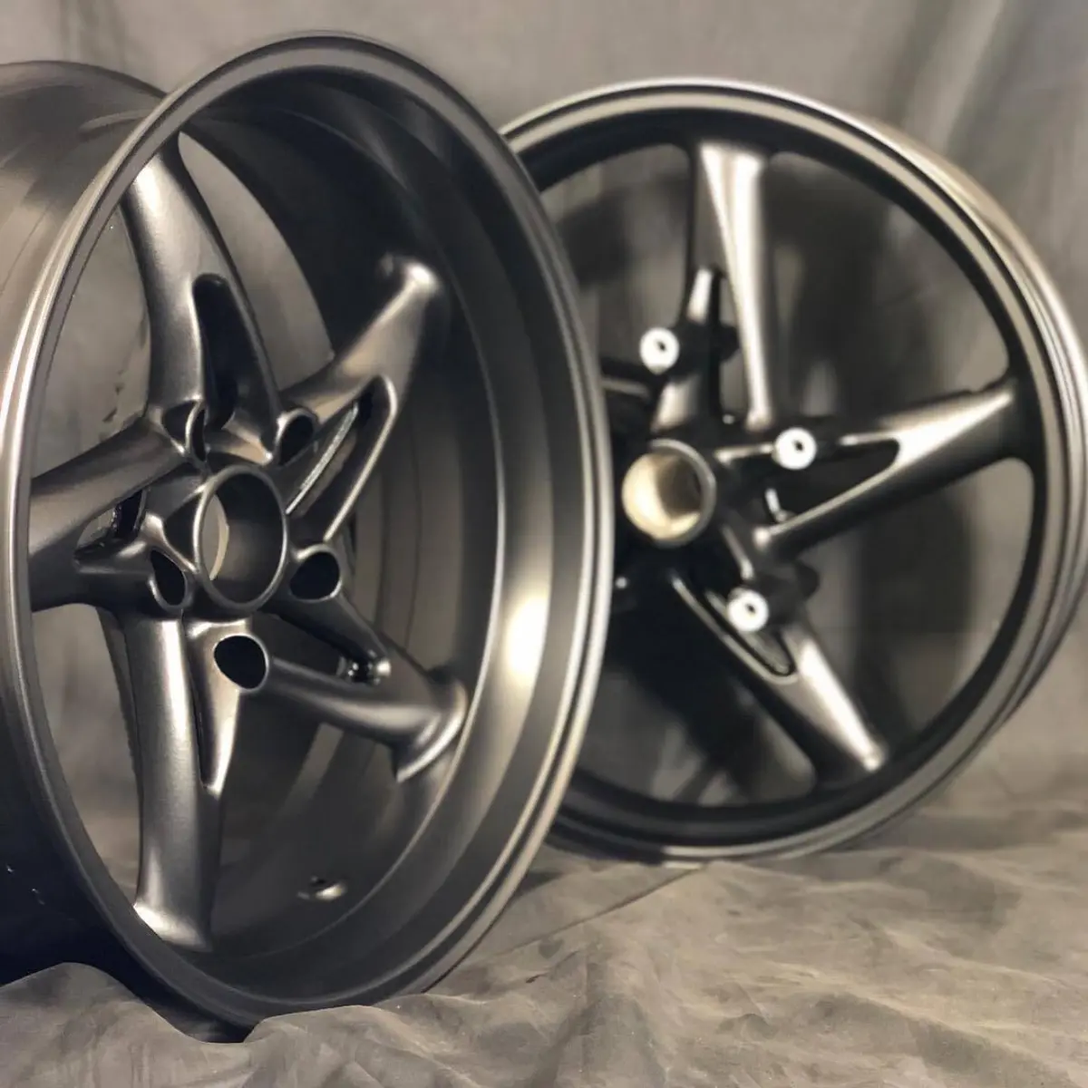 Triumph wheels in Evo Grey
