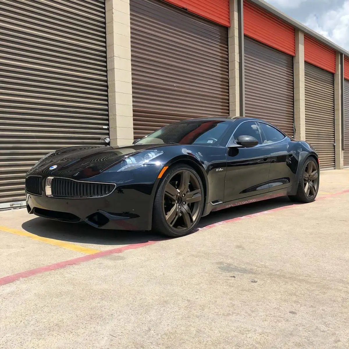 2012 Fisker Karma wheels refinished in Satin Bronze. It was an honor working on this limited production car. A potential competitor for Tesla, only 2450 were built before the battery supplier filed for bankruptcy halting production. The battery range