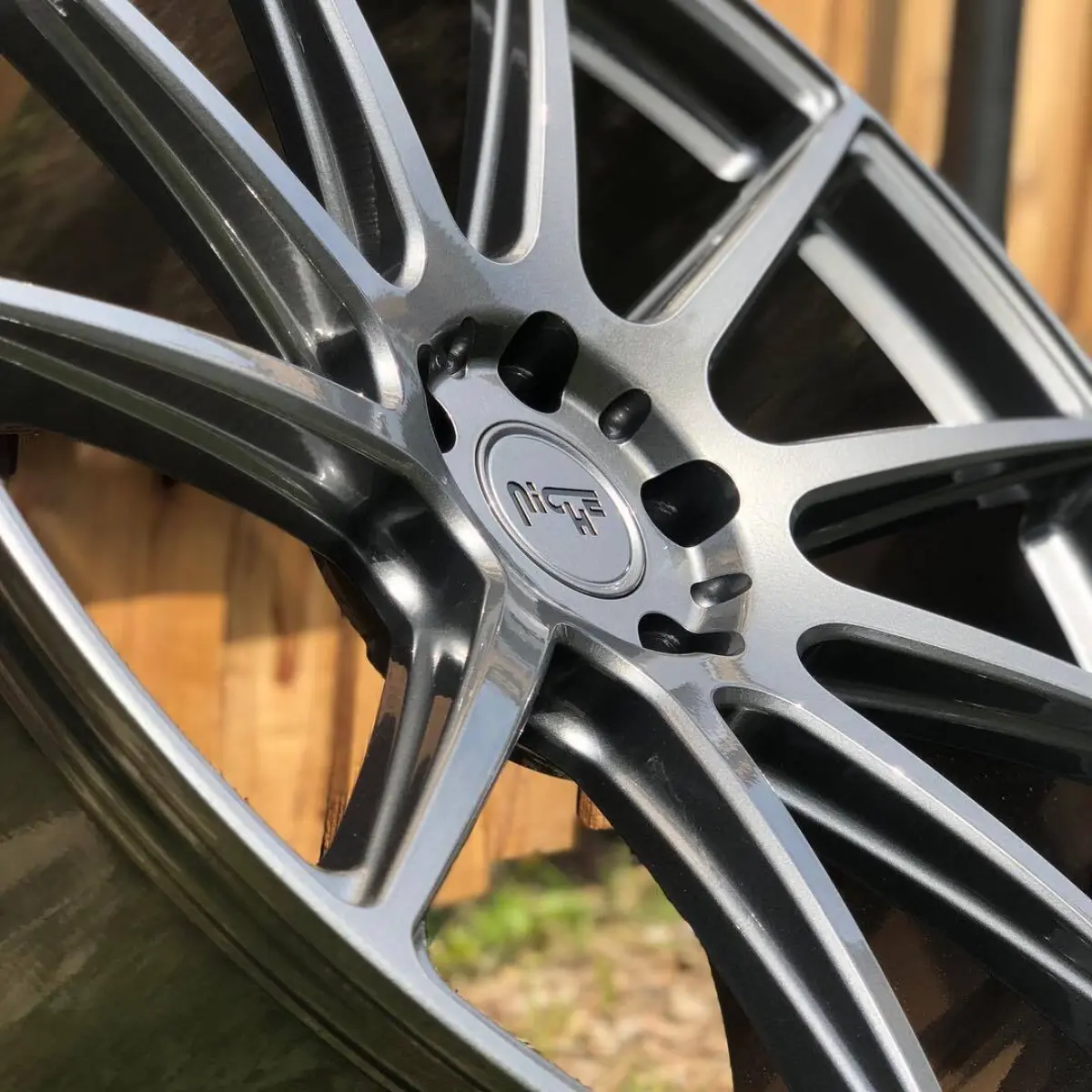 Niche wheels in a light metallic gunmetal