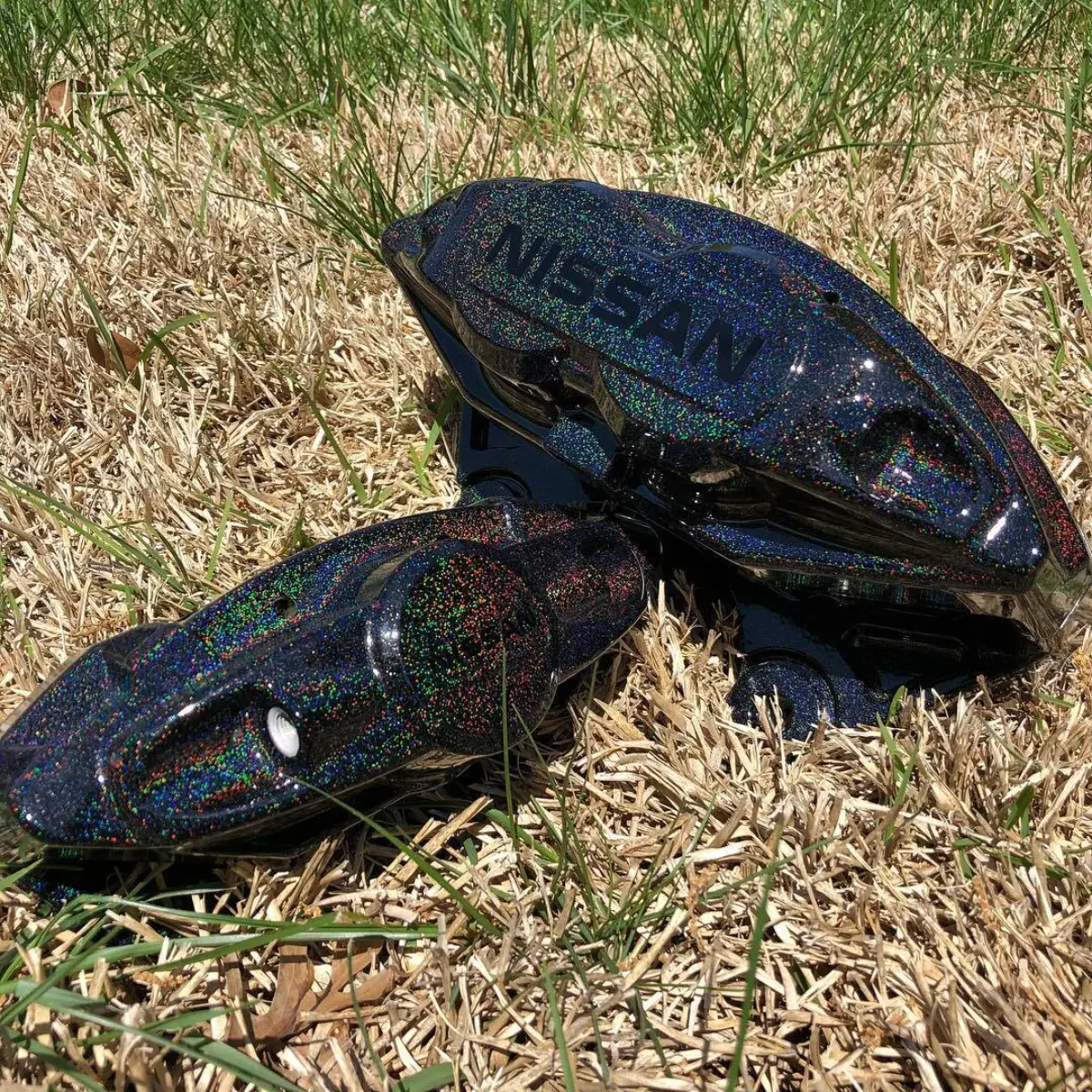 Holographic akebeono brake calipers for a 370z