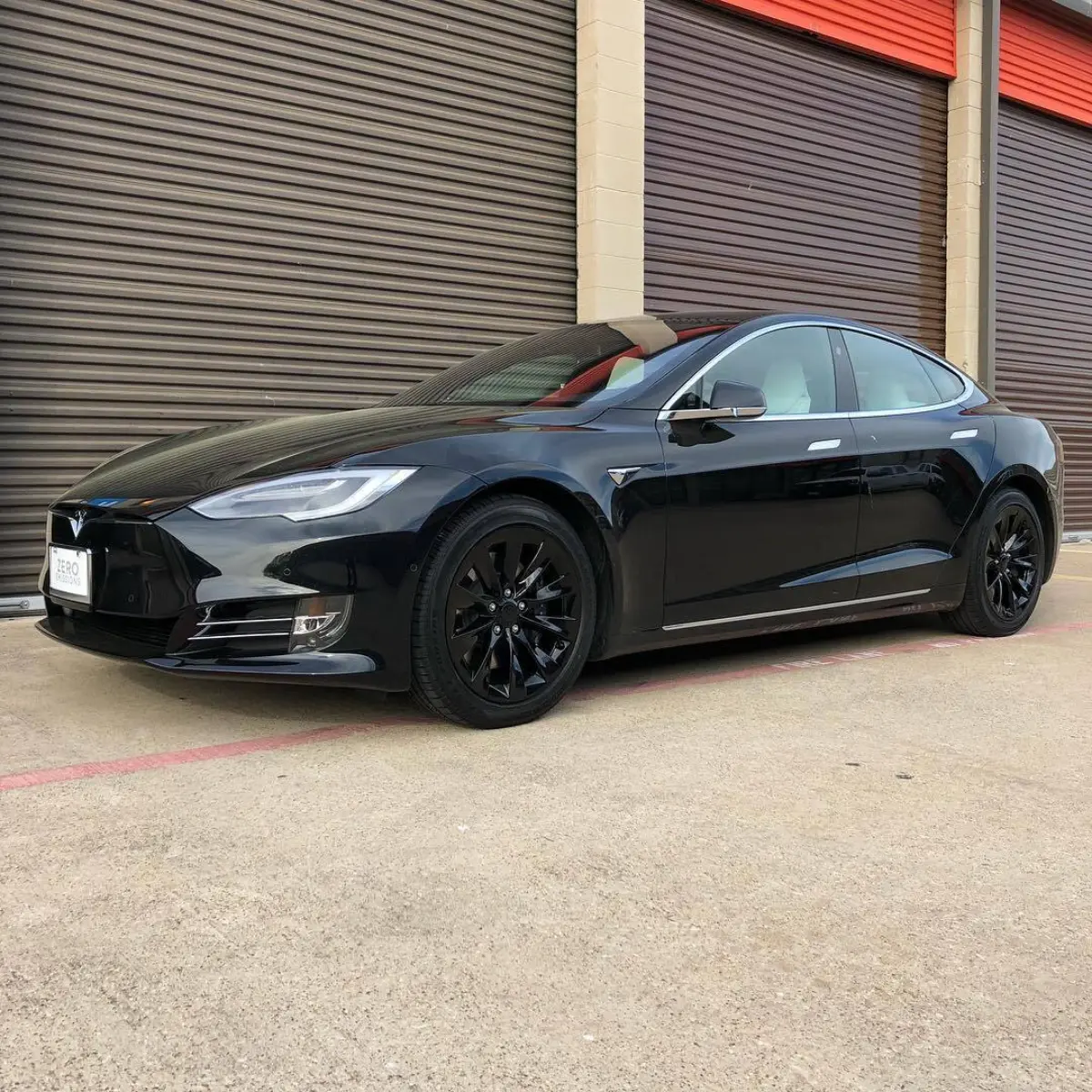 2018 Tesla Model S wheels powder coated Wet Black
