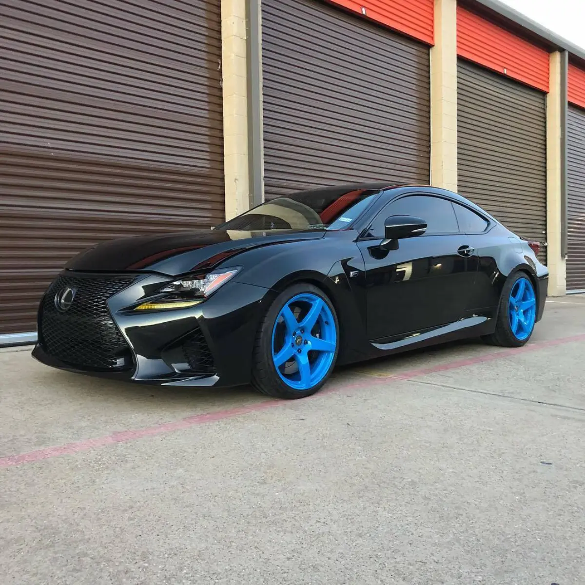 Props to @integress for picking an awesome color for her Lexus RC F. Love the way these turned out! Playboy blue with a high gloss clear