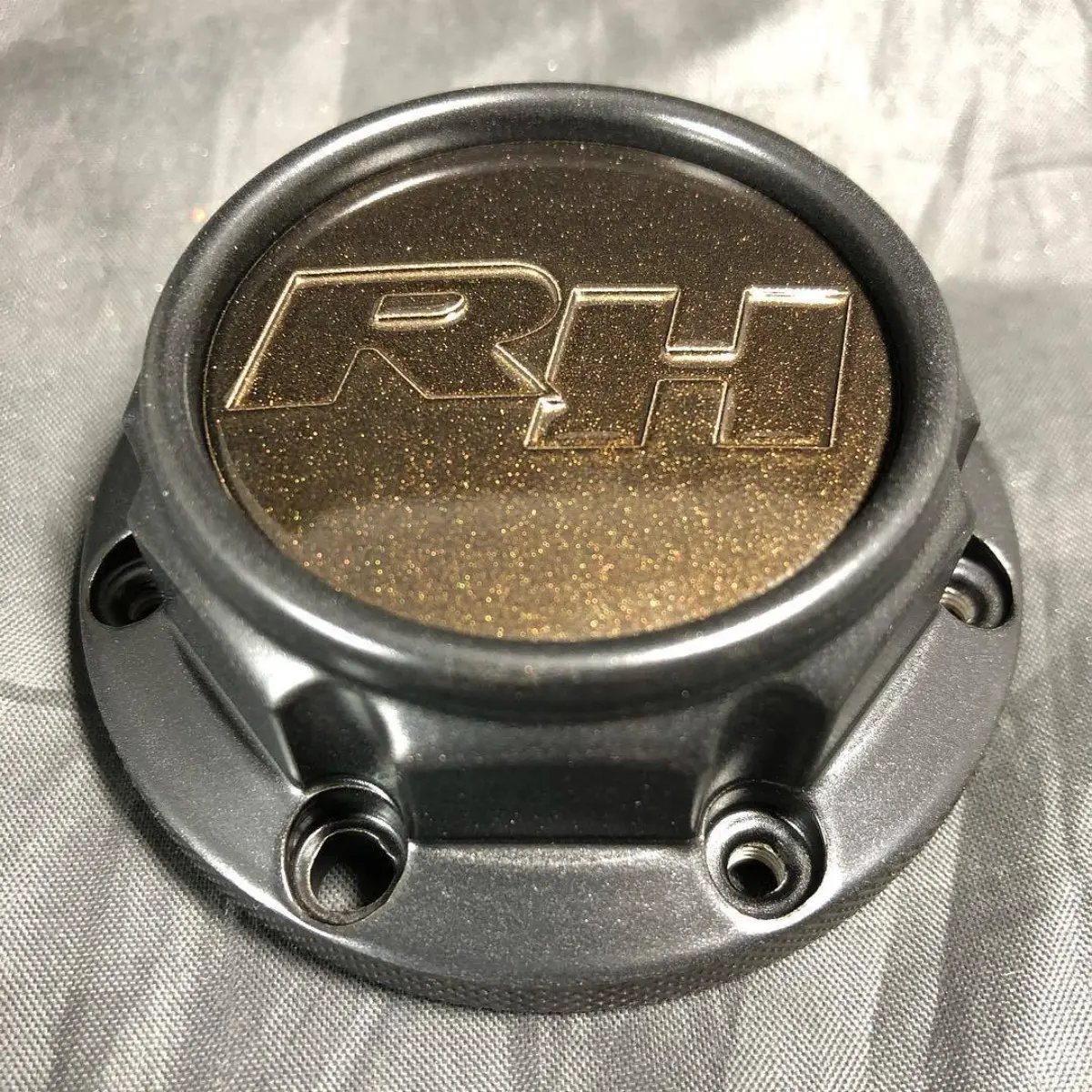 Driven by detail. Wheels refinished in a glossy bronze for @r8ted_z