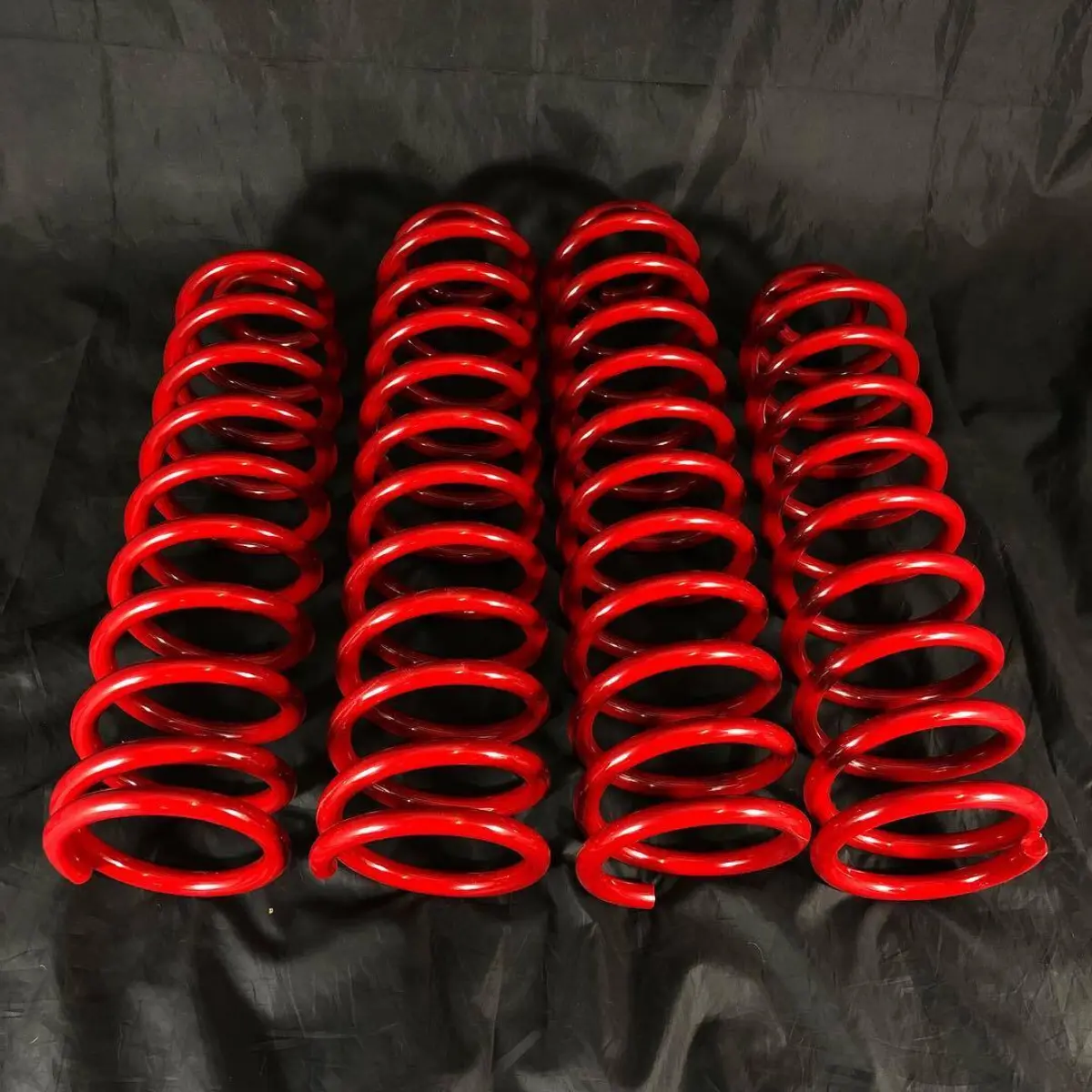 Jeep Wranger lift springs powder coated Bellrose Red