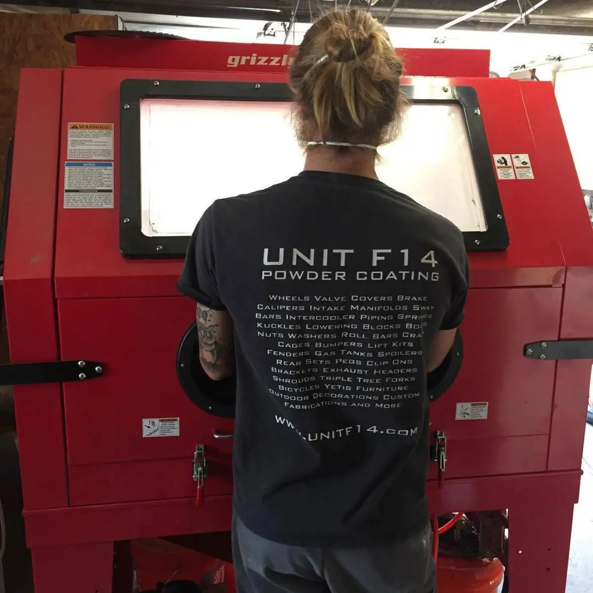 @liv_maas enjoying the new blast cabinet!