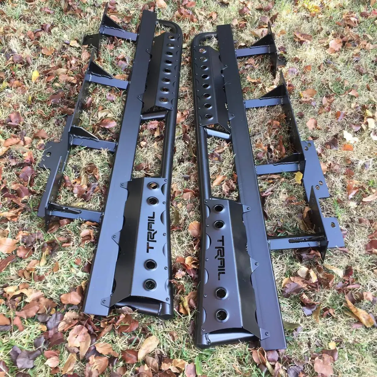 4-runner step rails in matte black!