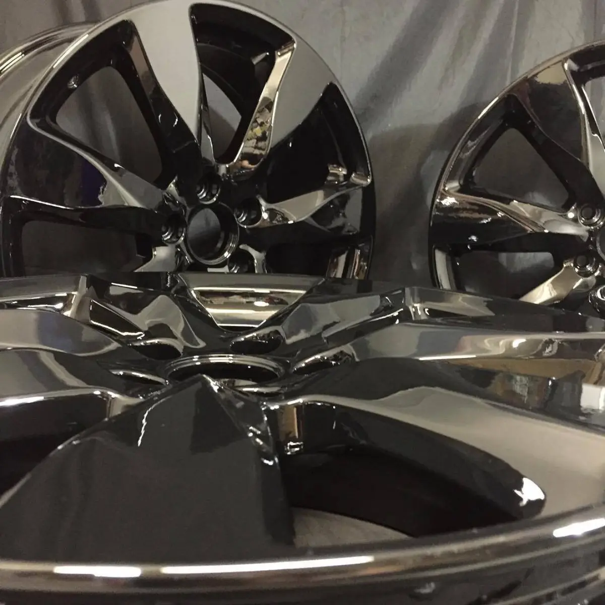 Lexus wheels in Wet Black
