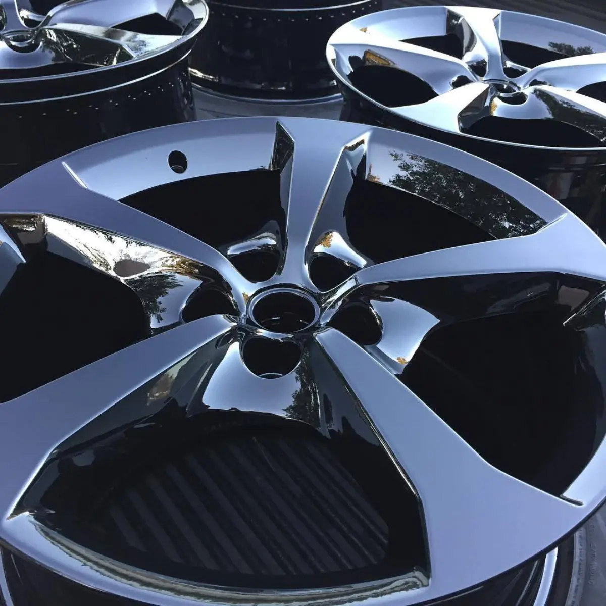 Camaro wheels in Wet Black