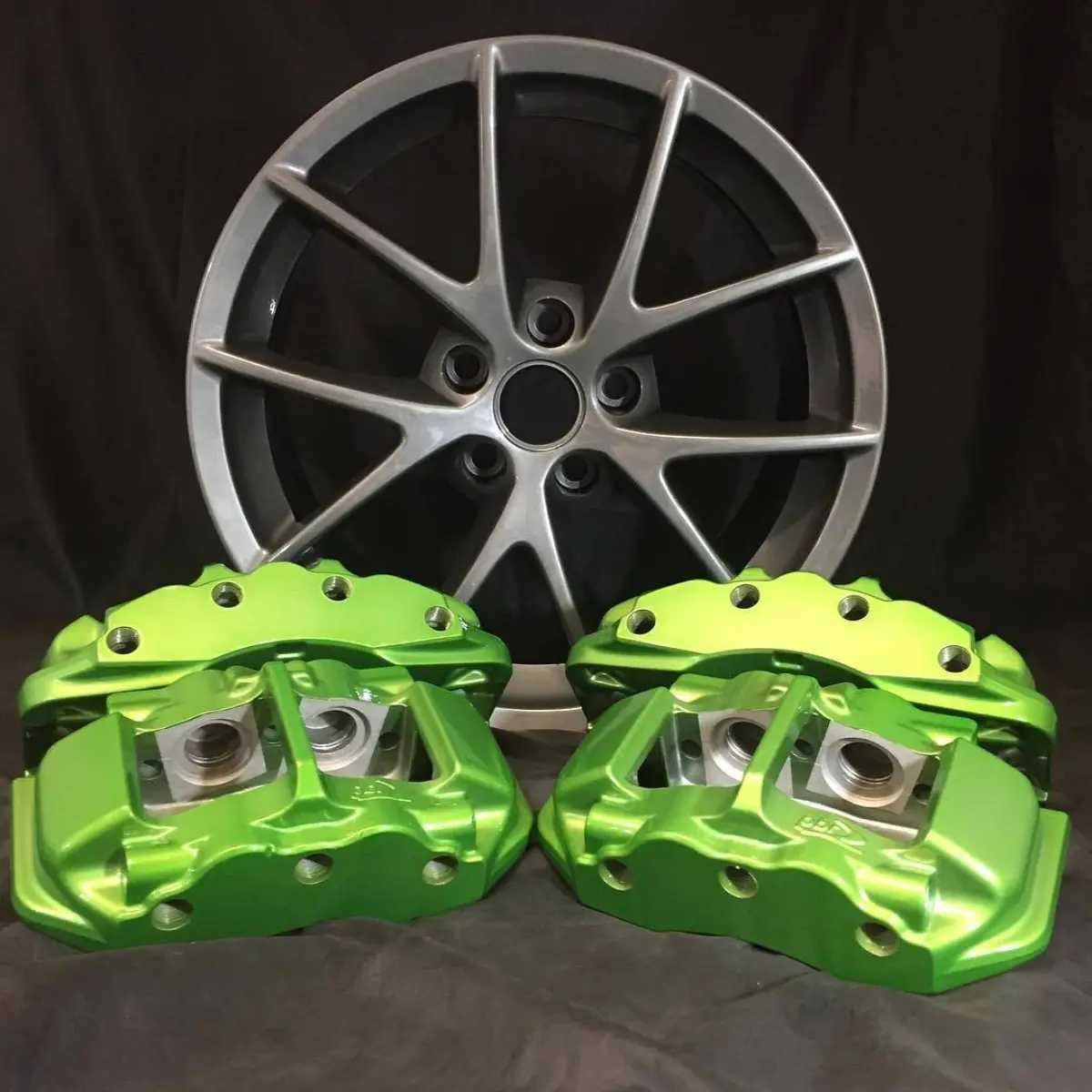 Psycho lime brake calipers for a Corvette