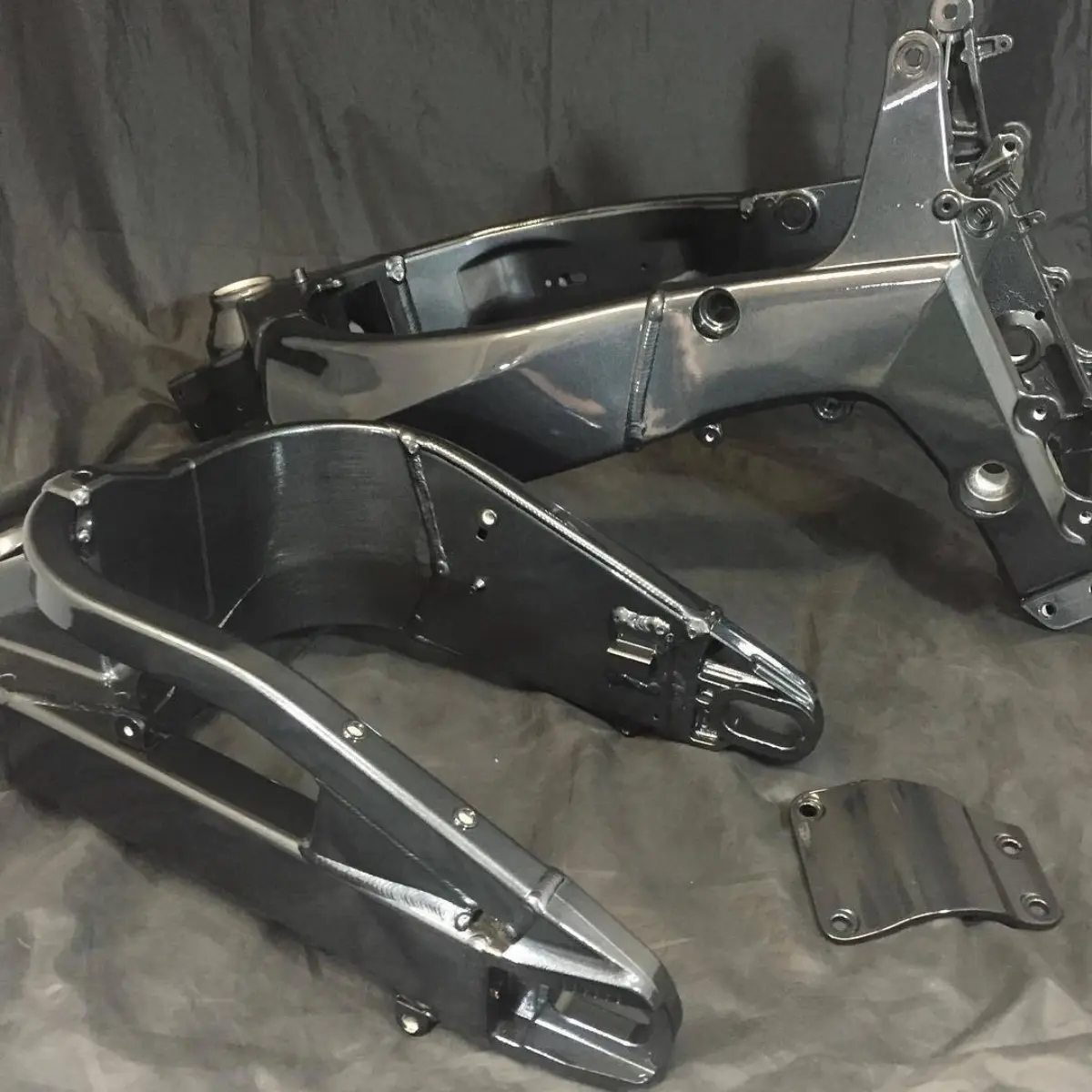 05/06 Kawasaki 636 in a dark metallic gun metal with clear
