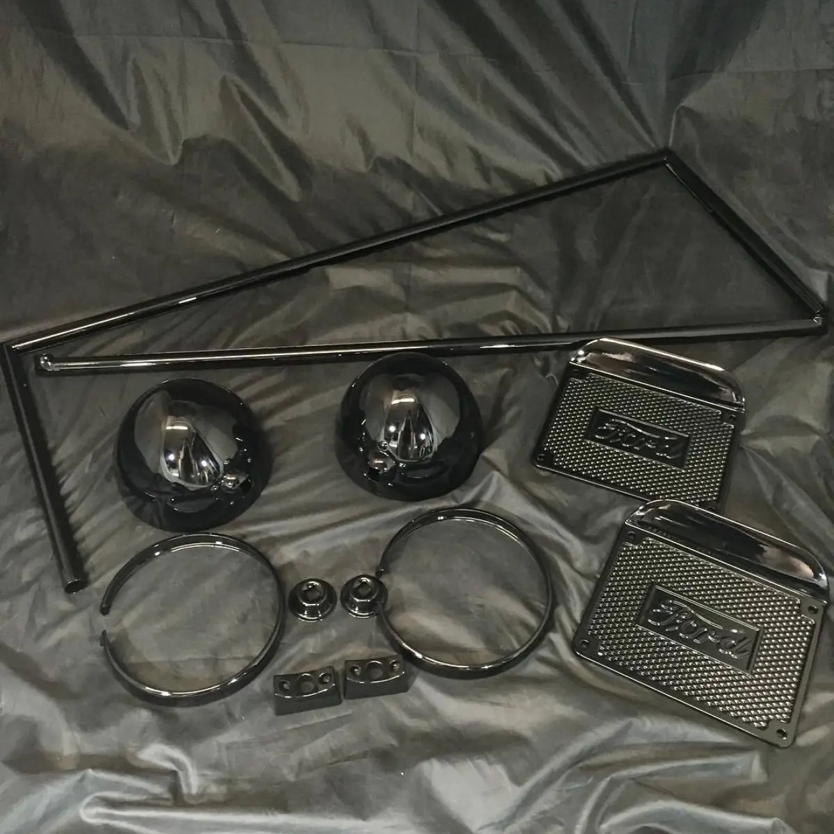 Window trim, headlights, and step plates in wet black