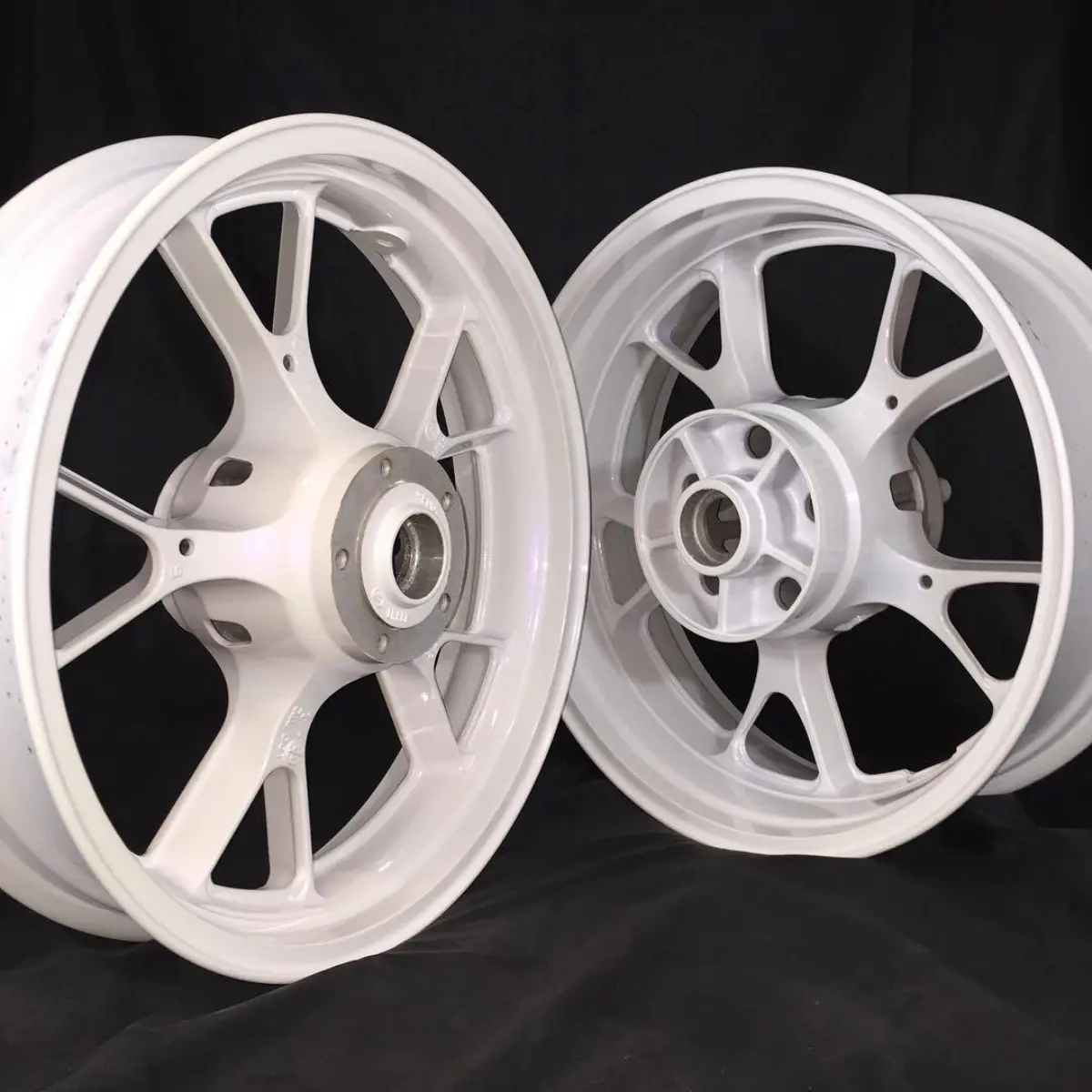 Kawasaki ZX-14 wheels in Pearlized Violet and Clear Vision
