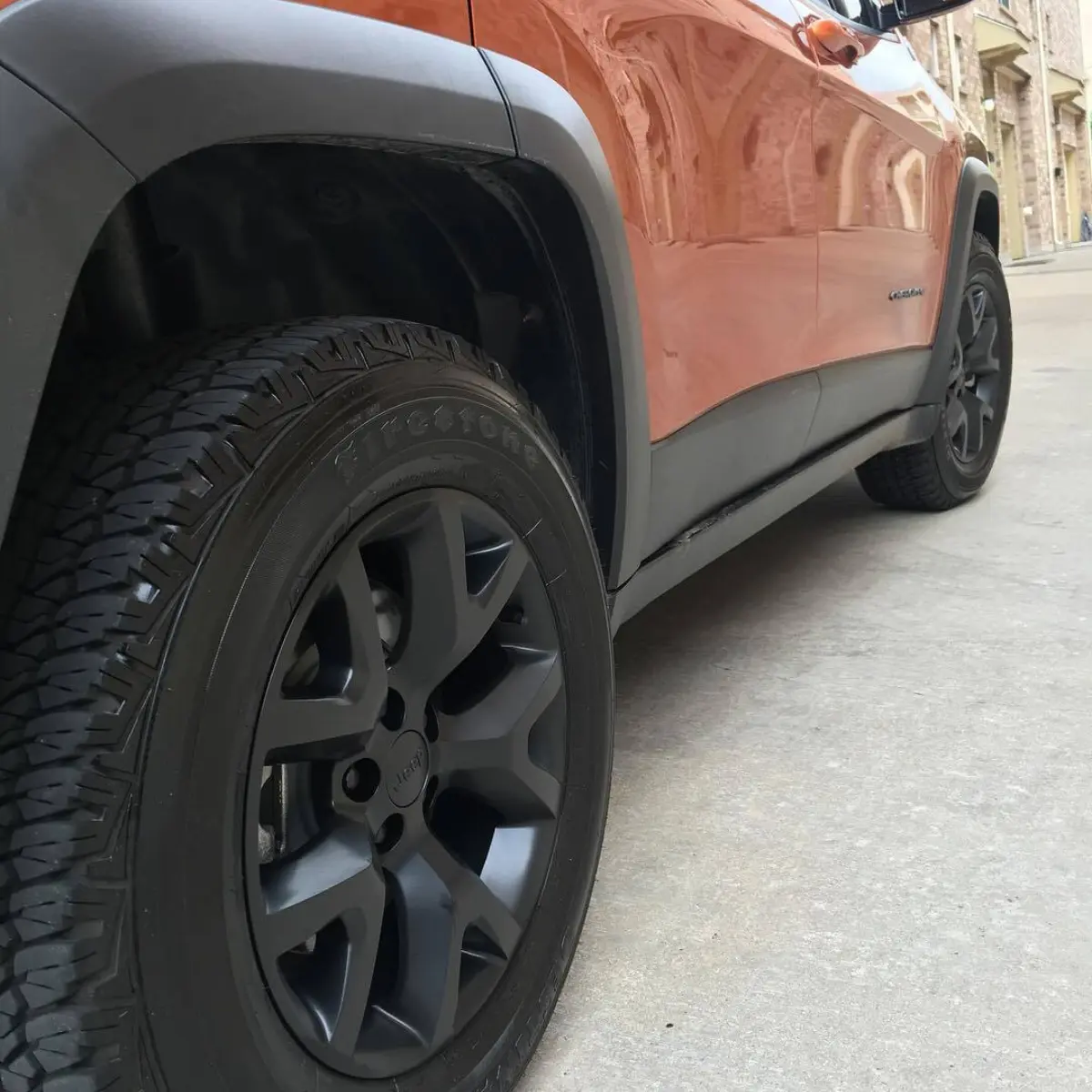 Matte Black on a Jeep Trailhawk. Thanks for the picture @kellanwarren!