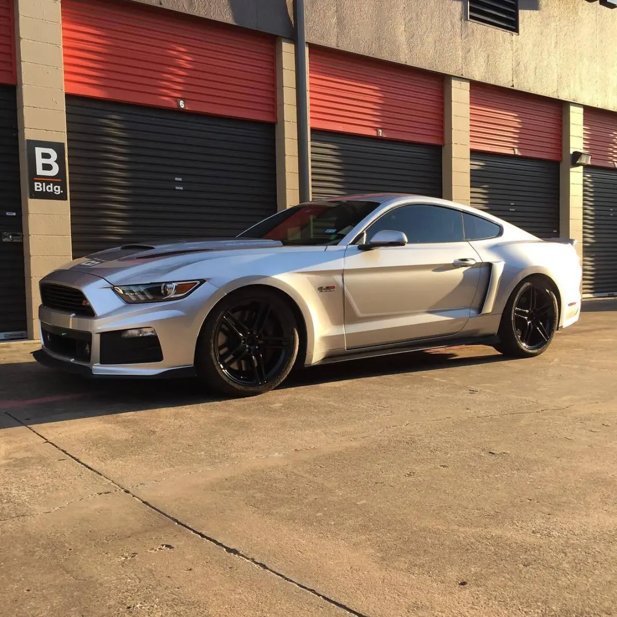 2016 Roush Mustang in Pac Car Semi-Gloss Black