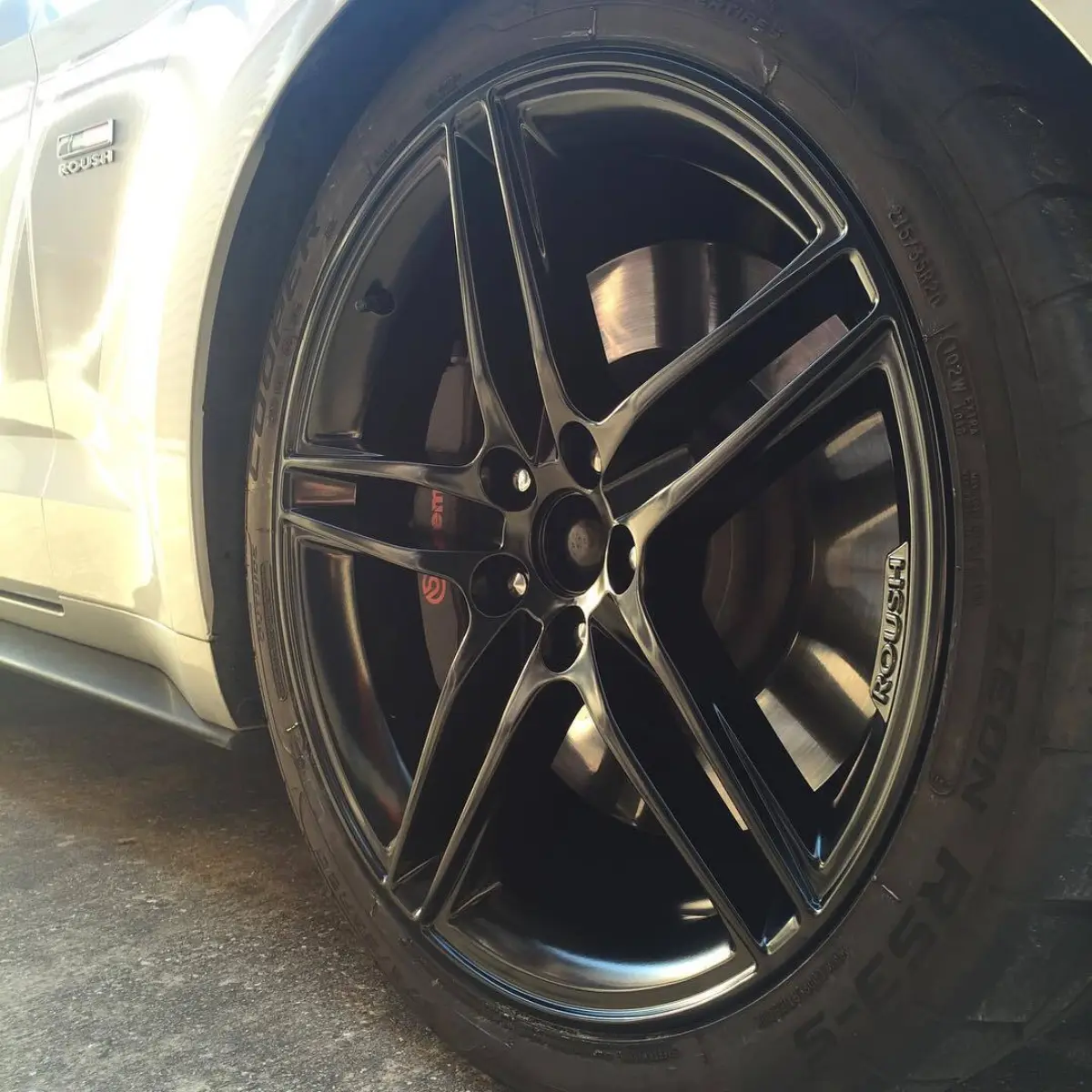 2016 Roush Mustang in Pac Car Semi-Gloss Black
