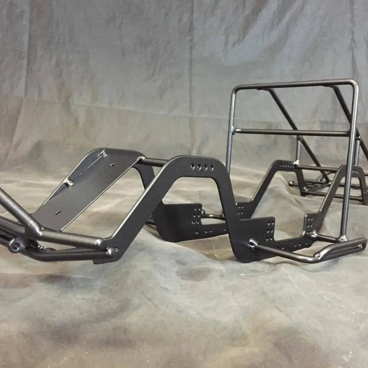 Sweet little rock crawler frame in Matte Black for @fatdabs214