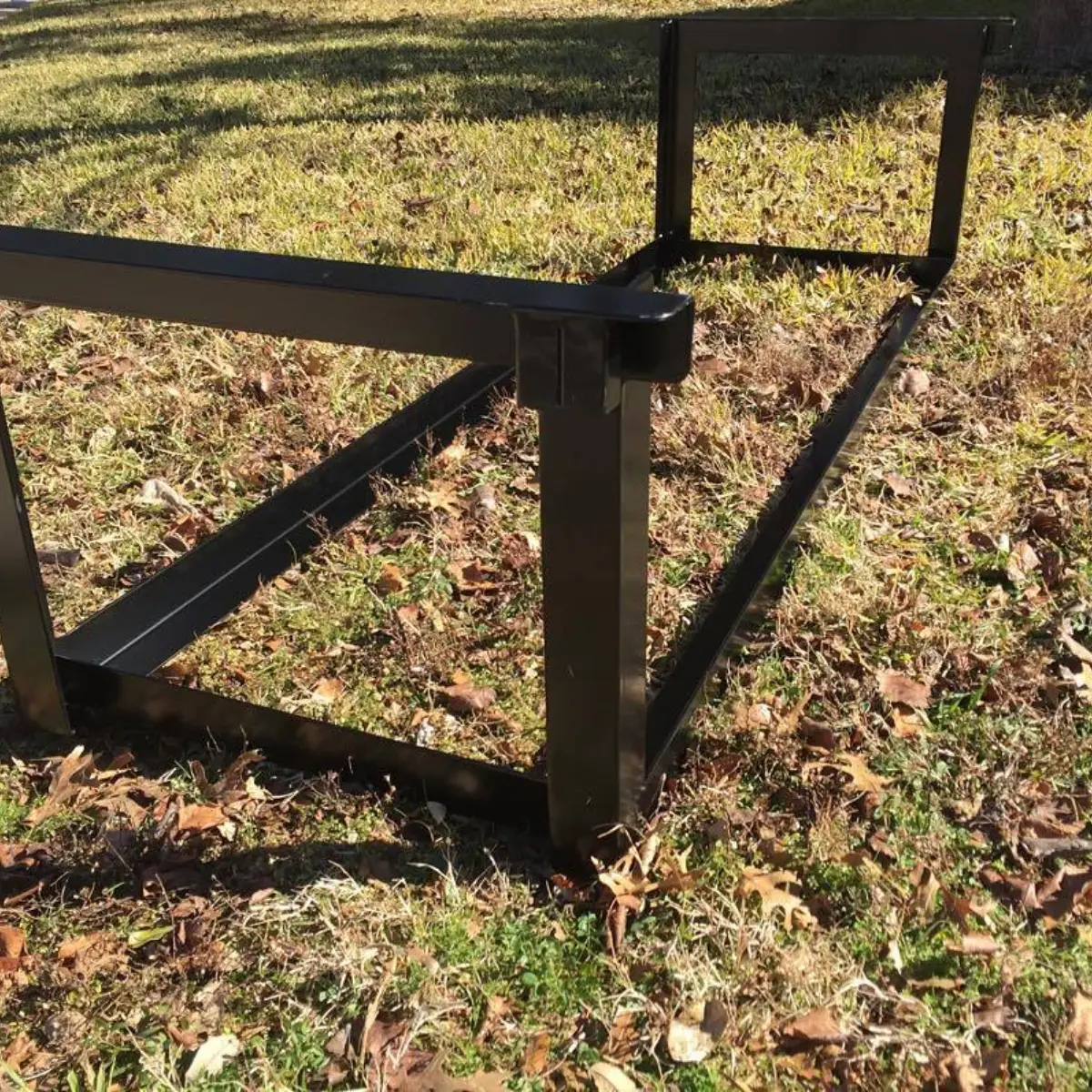 Toolbox rack in semi-gloss black