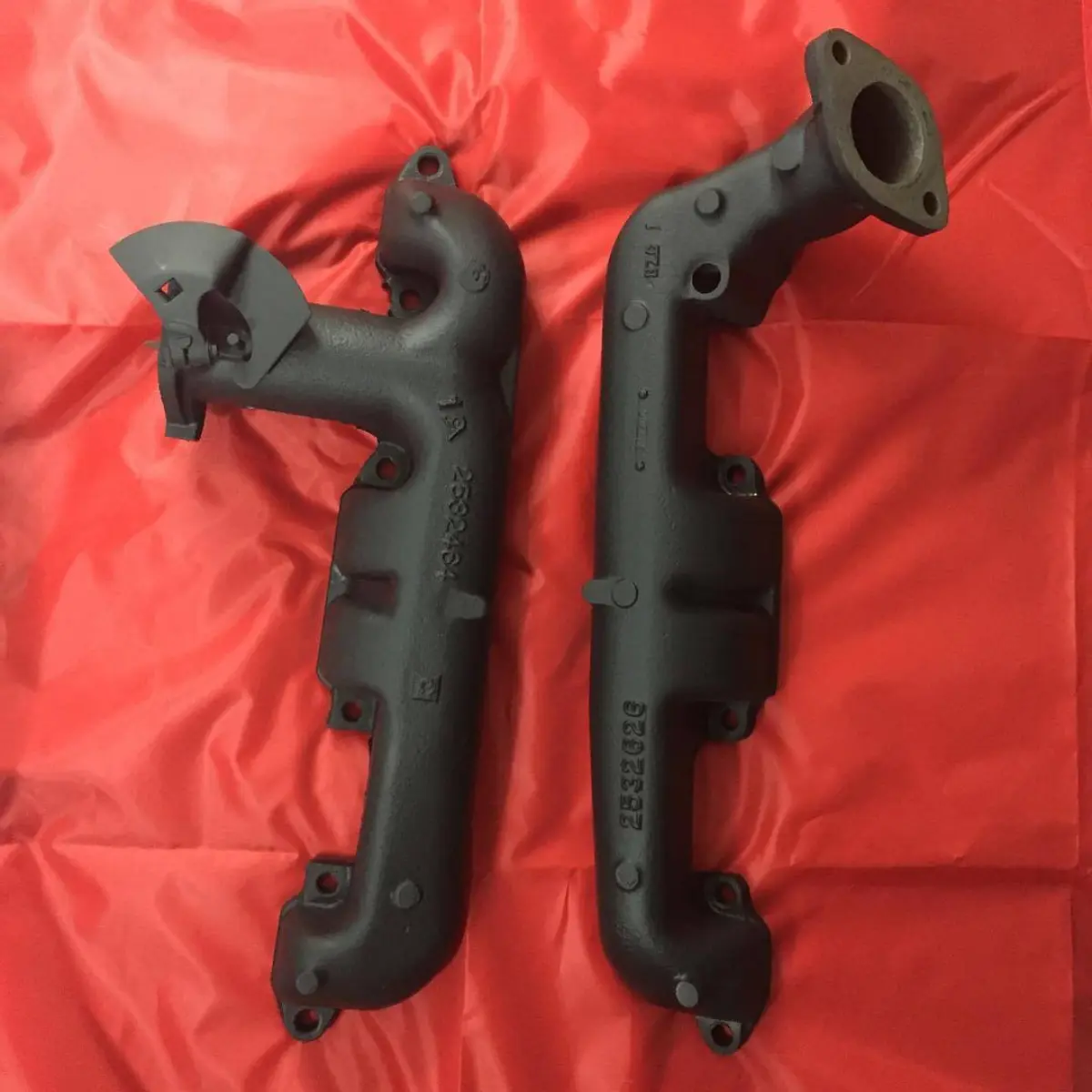 Set of exhaust manifolds coated with High-Temp Cerakote
