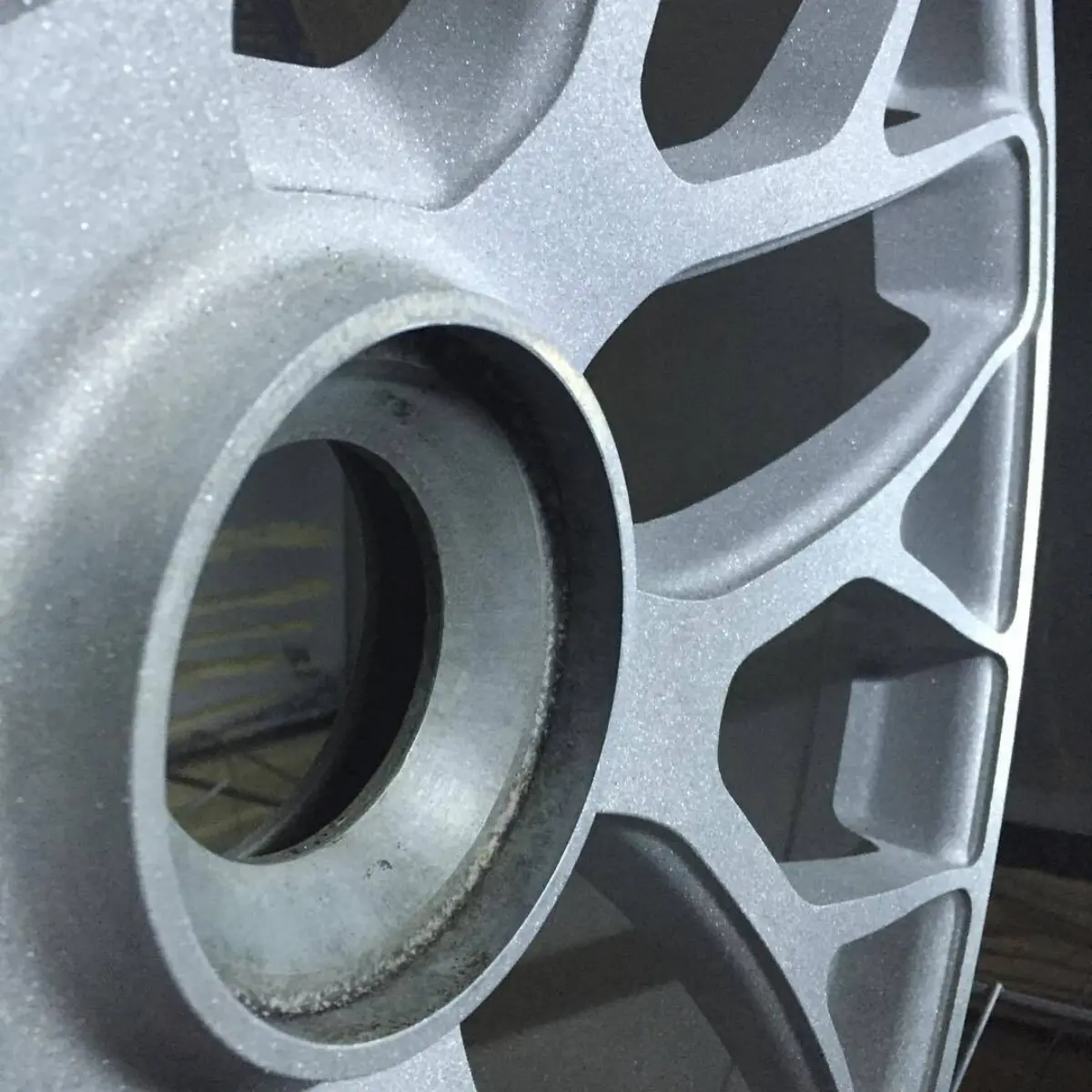 left the centers unblasted so there wouldn't be any mounting issues. "Where are the lug nuts?!"