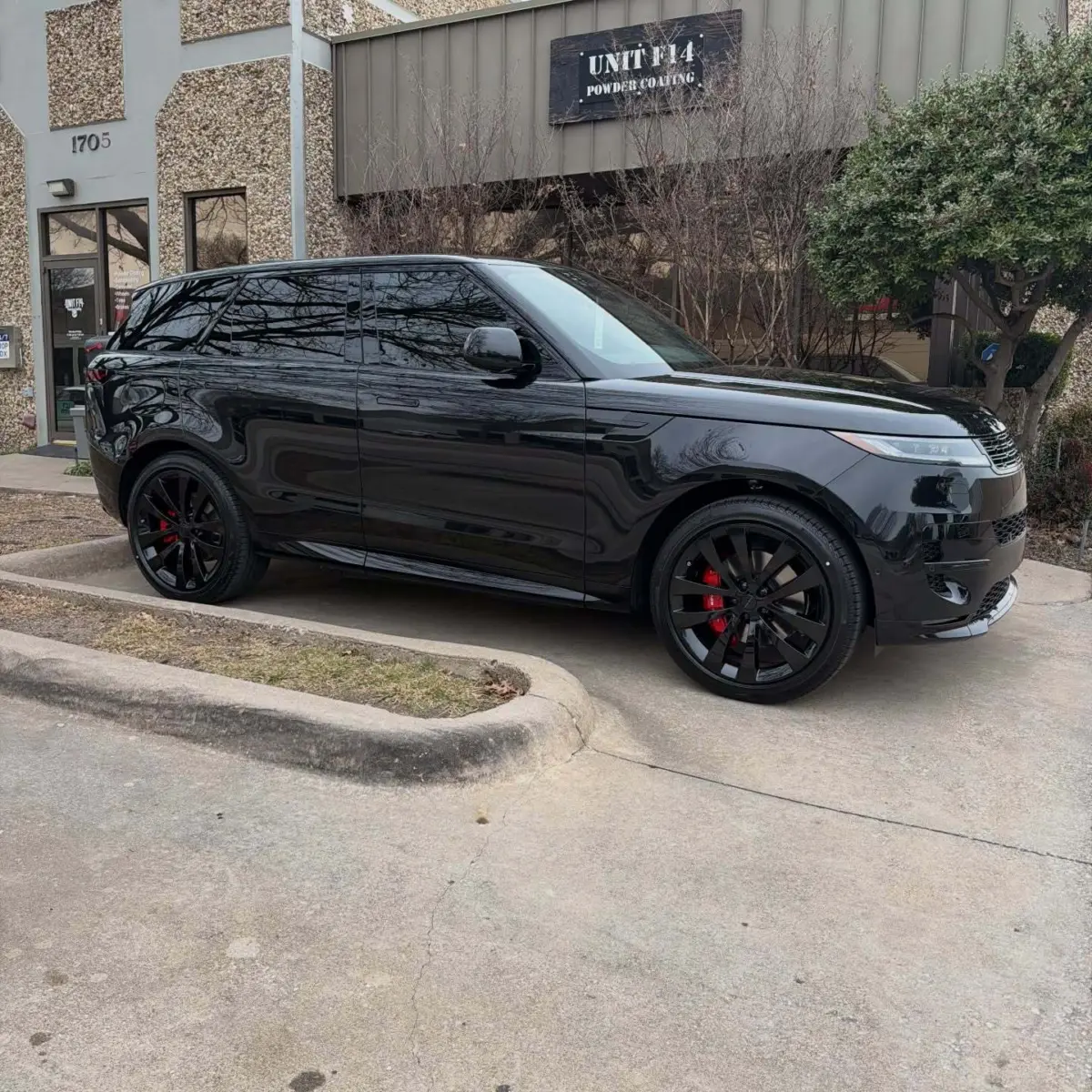 2026 Range Rover Sport brake calipers powder coated Bengal Red with High Gloss Clear