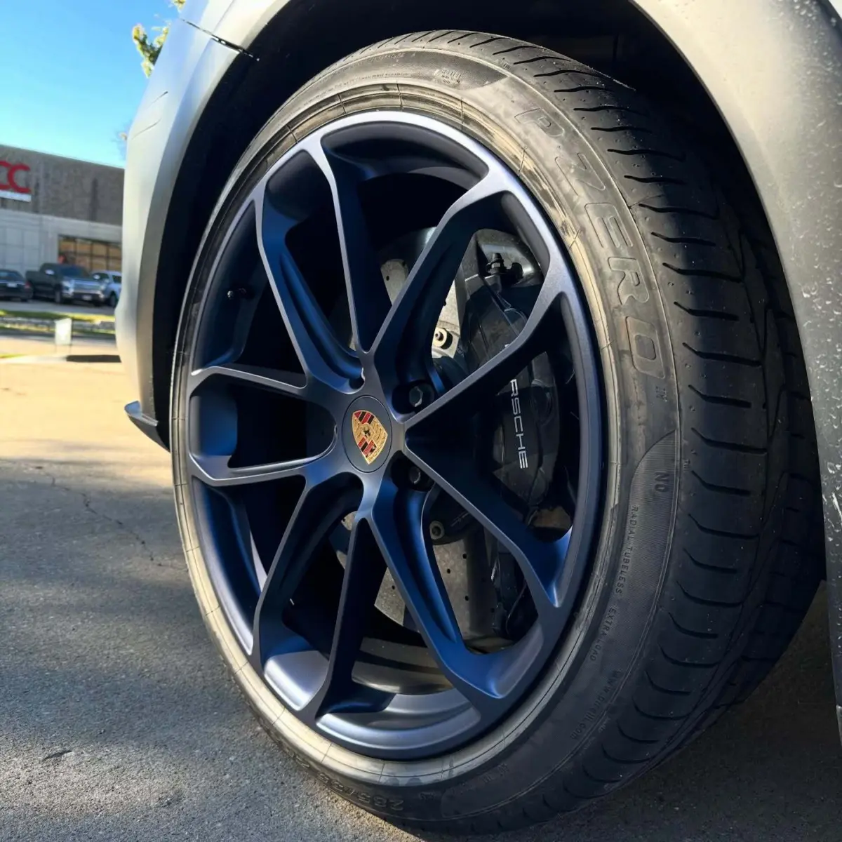 Porsche wheels powdercoated @prismaticpowders matte misty blue